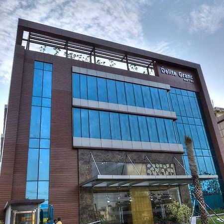 Hotel Delite Grand Faridabad Dış mekan fotoğraf