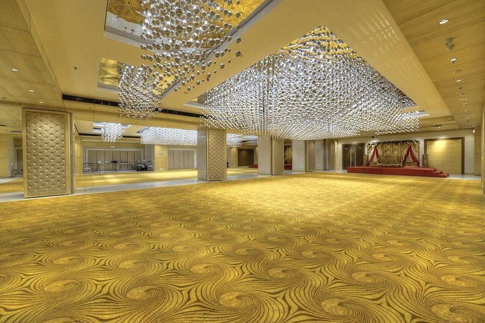 Hotel Delite Grand Faridabad Dış mekan fotoğraf
