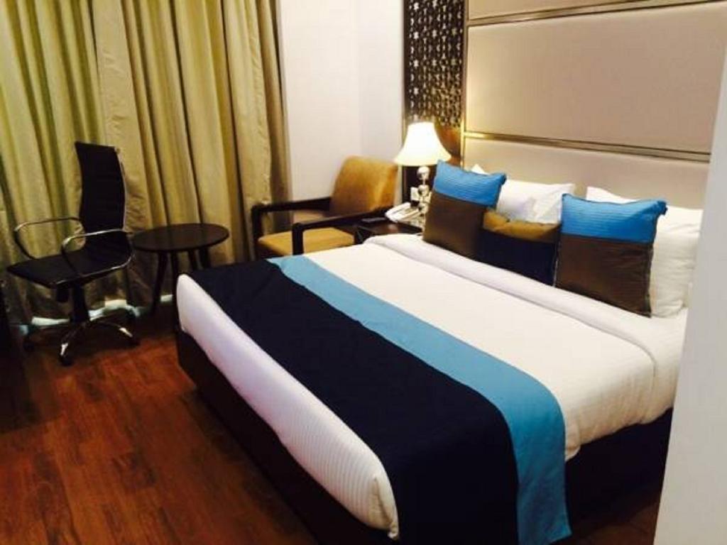 Hotel Delite Grand Faridabad Dış mekan fotoğraf
