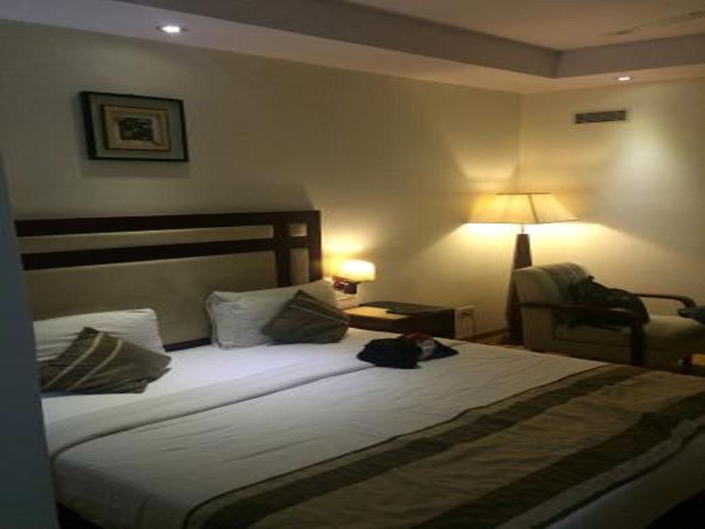 Hotel Delite Grand Faridabad Dış mekan fotoğraf