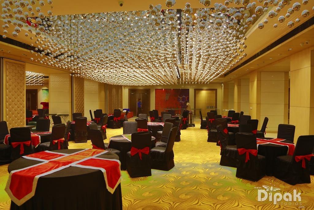 Hotel Delite Grand Faridabad Dış mekan fotoğraf