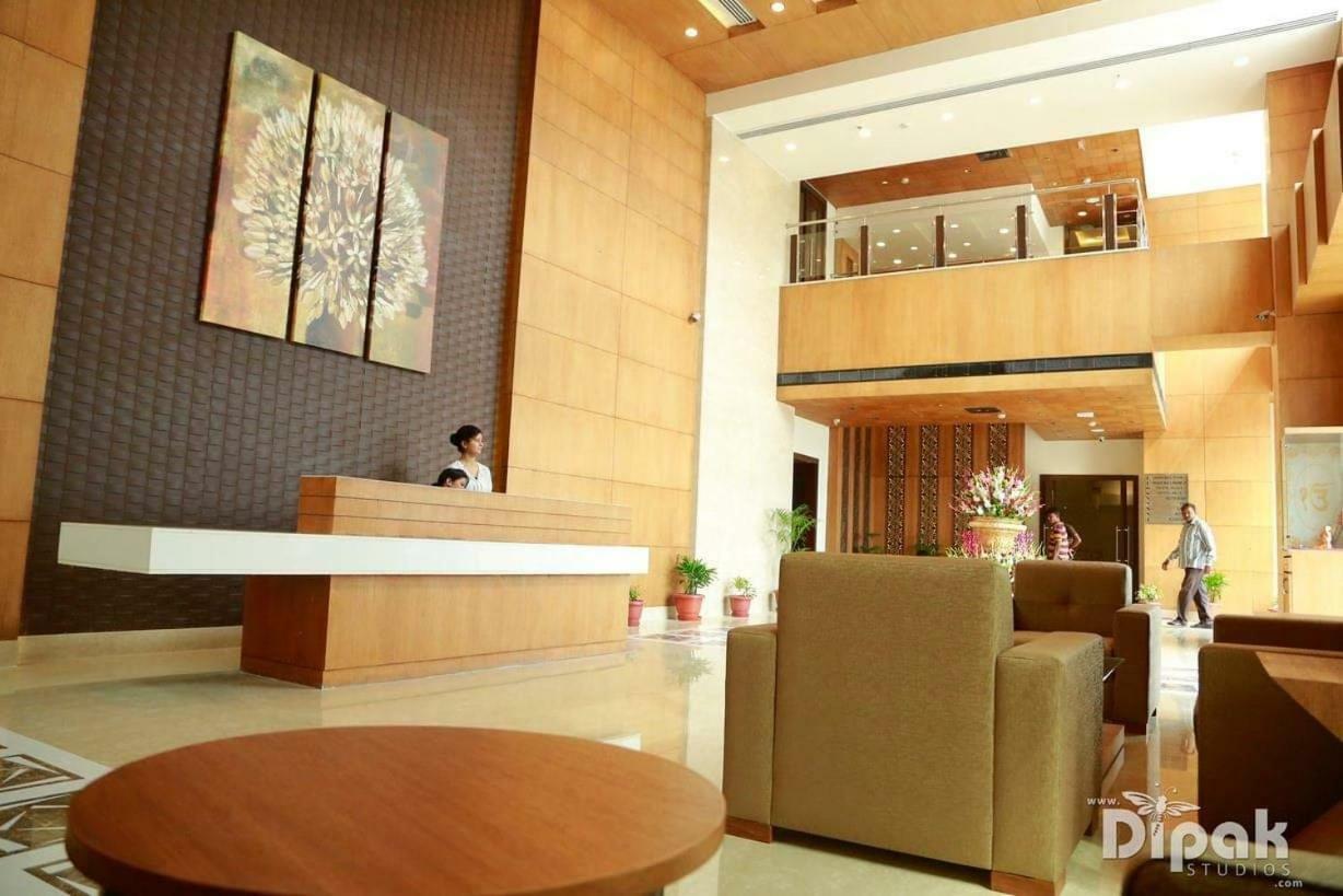 Hotel Delite Grand Faridabad Dış mekan fotoğraf