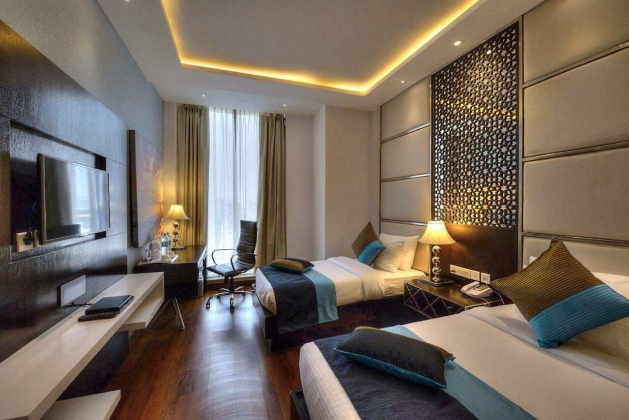 Hotel Delite Grand Faridabad Dış mekan fotoğraf