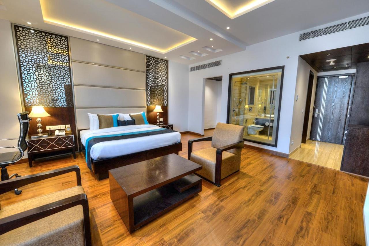 Hotel Delite Grand Faridabad Dış mekan fotoğraf
