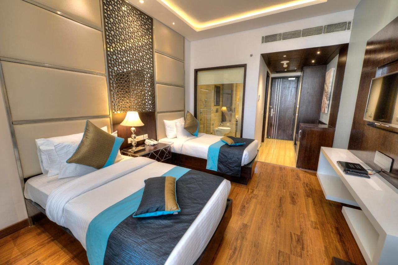 Hotel Delite Grand Faridabad Dış mekan fotoğraf
